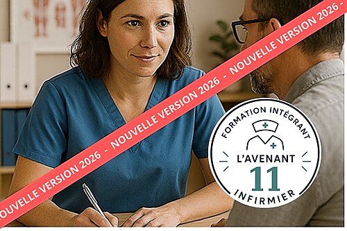 Infirmière qui fait une consultation